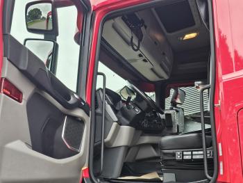 R500 6x2*4  / LIFT STEERING AXLE / RETARDER / WB 295 cm